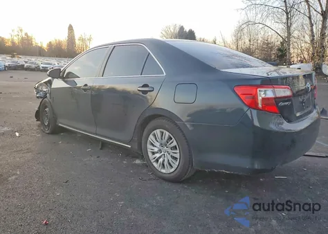 2012 Toyota Camry Base z USA, uszkodzony, nr VIN 4T4BF1FK7CR26820